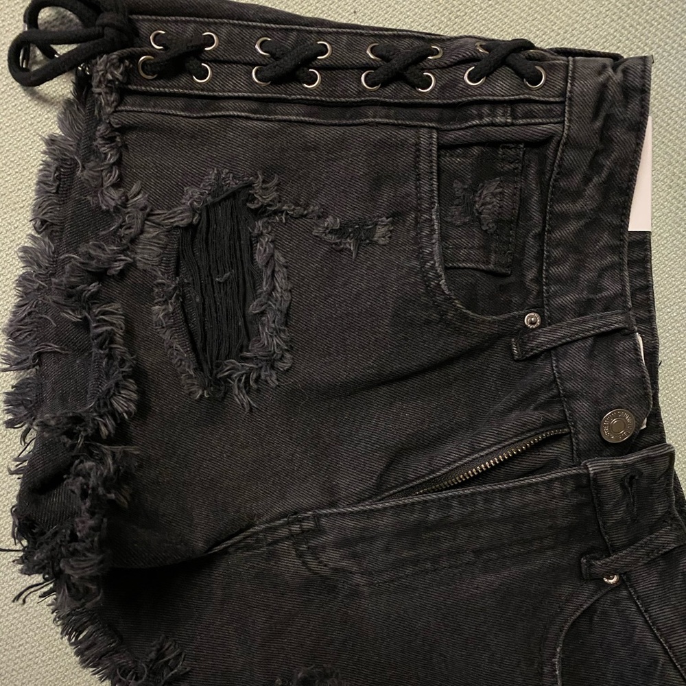 COPY - Laced up shorts